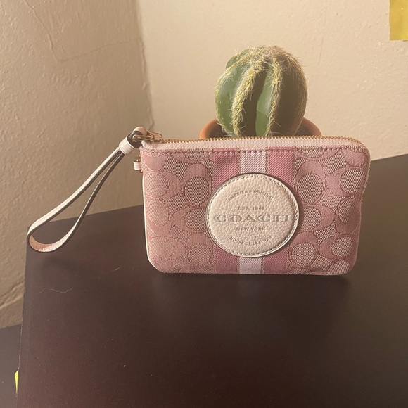 Coach Pink Signature Dempsey Wrislet - Picture 4 of 4